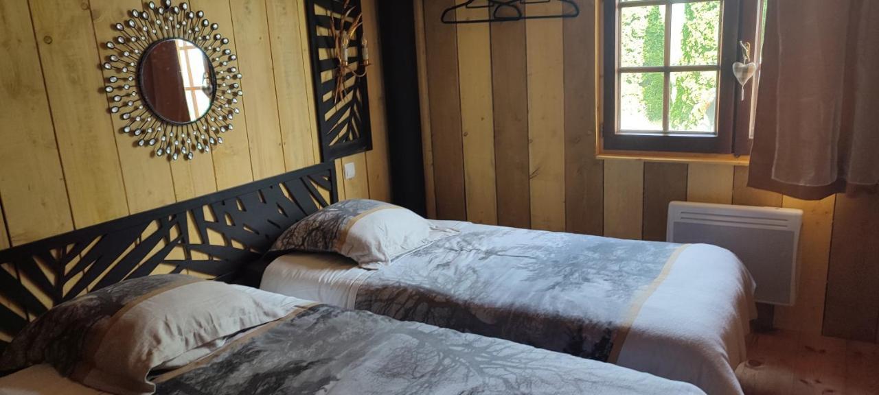 Domaine Le Lanis "Cabane De Pauline" แซ็ง-จิฮองส์ ภายนอก รูปภาพ