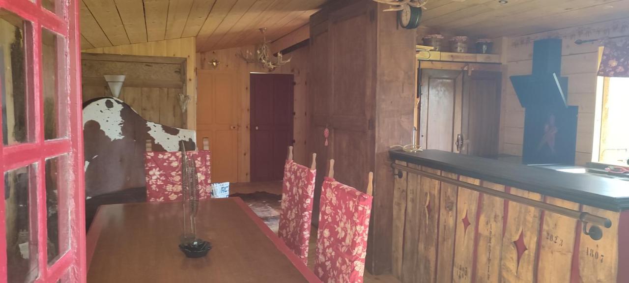 Domaine Le Lanis "Cabane De Pauline" แซ็ง-จิฮองส์ ภายนอก รูปภาพ