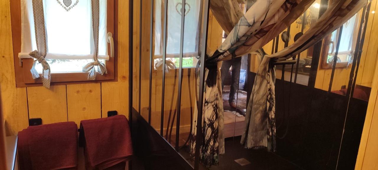 Domaine Le Lanis "Cabane De Pauline" แซ็ง-จิฮองส์ ภายนอก รูปภาพ