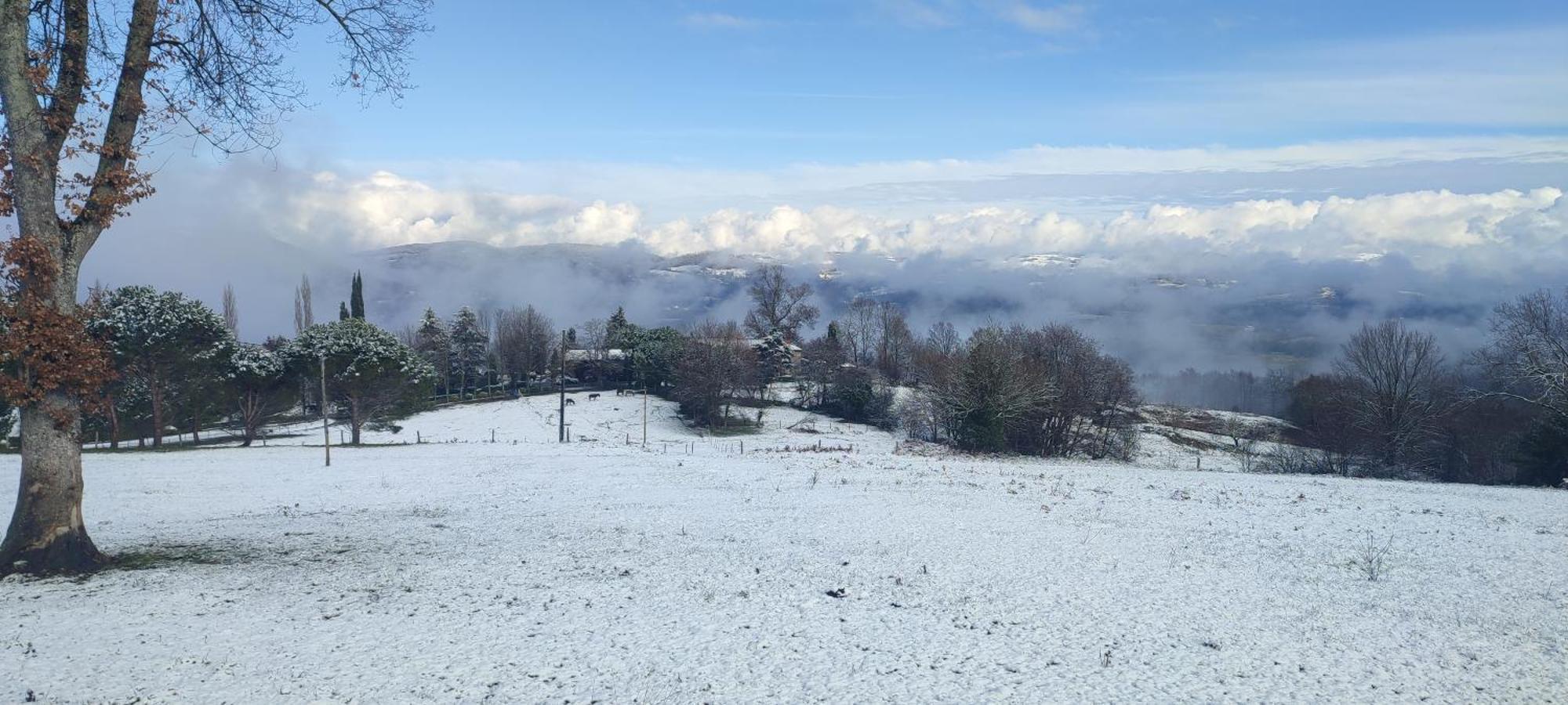 Domaine Le Lanis "Cabane De Pauline" แซ็ง-จิฮองส์ ภายนอก รูปภาพ