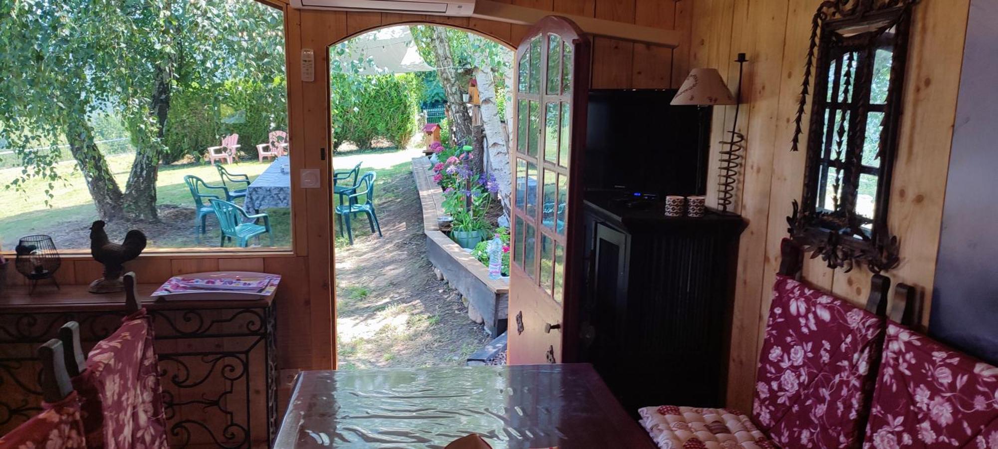 Domaine Le Lanis "Cabane De Pauline" แซ็ง-จิฮองส์ ภายนอก รูปภาพ